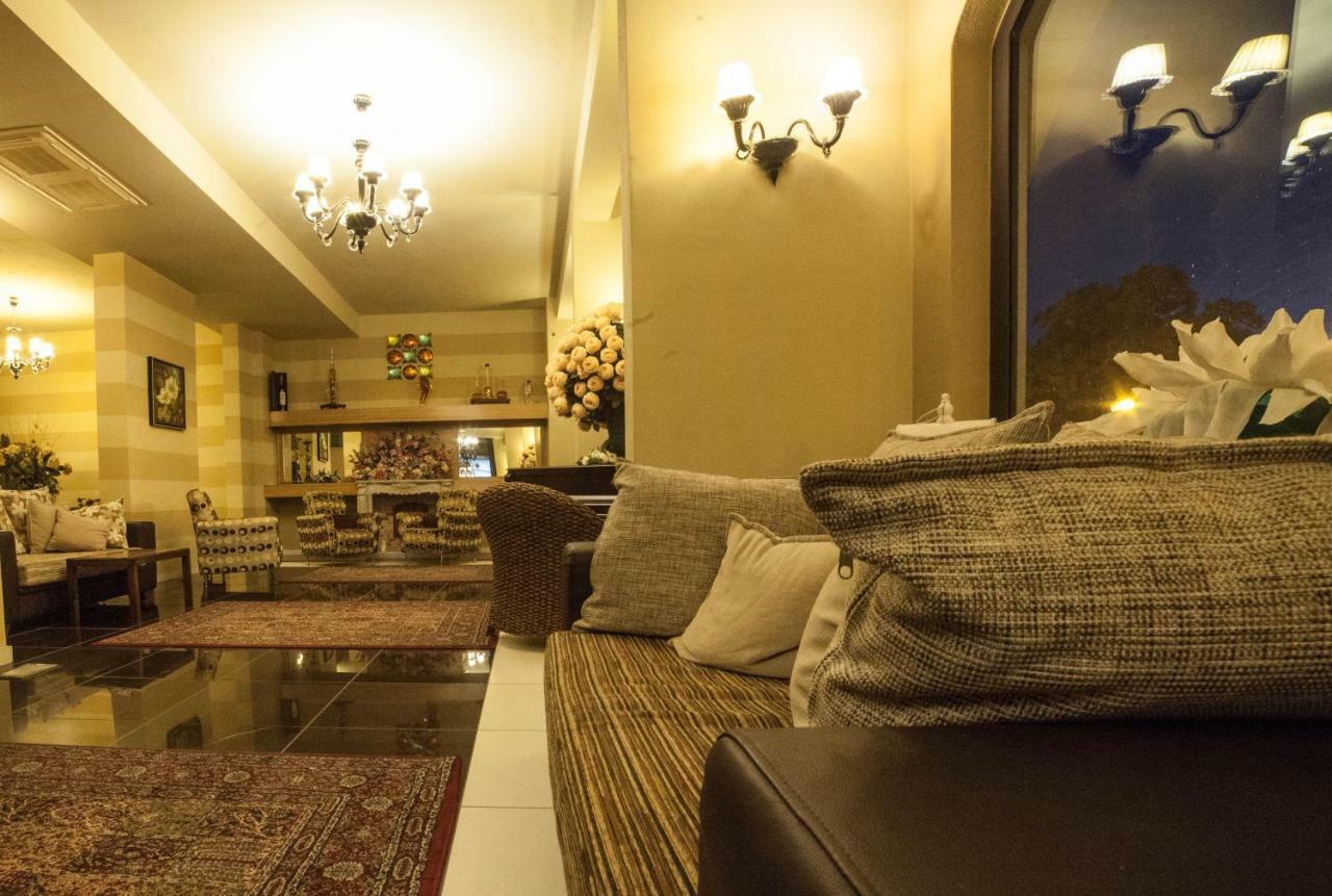 Roccamonfina Palace Hotel Экстерьер фото